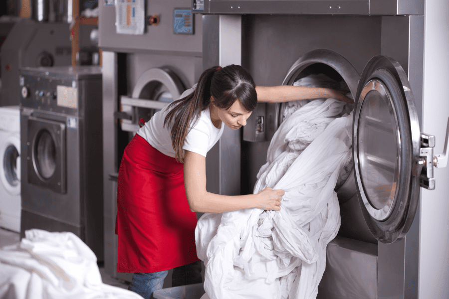 Techniken zur Pflege der Wäsche in einer Hotellerieumgebung 1 lingerie ritzy
